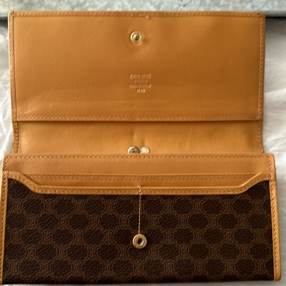 Celine Wallet - Picture 9 of 14